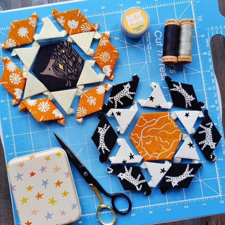 English Paper Piecing Pouch Contents